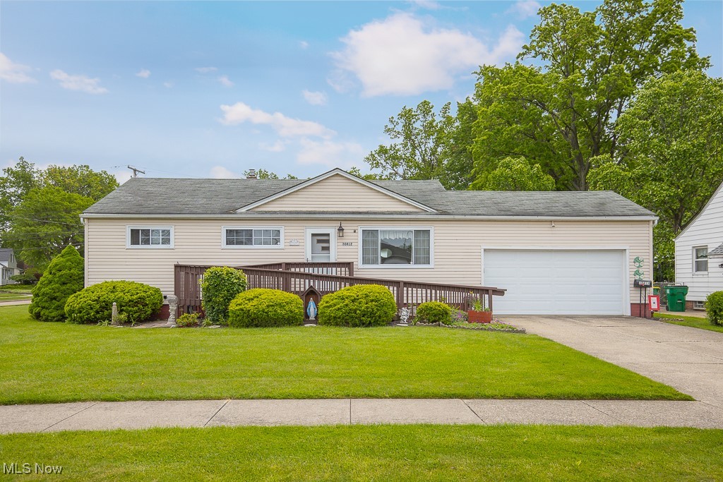30812 Ronald Drive Property Photo 1