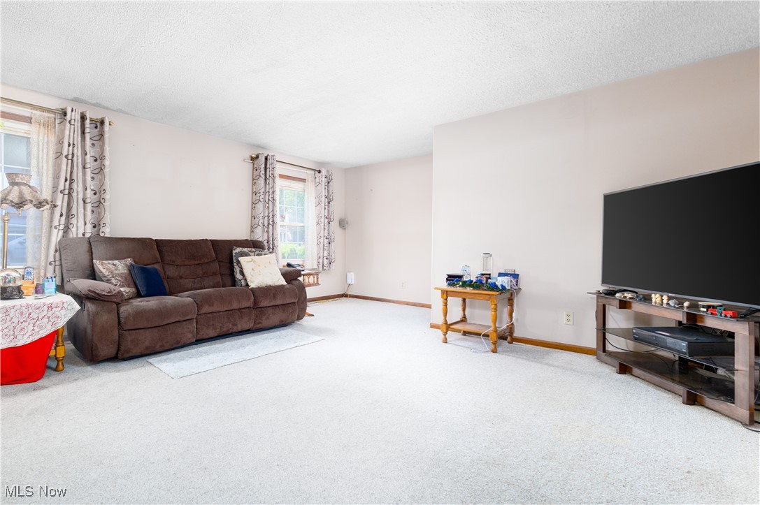 106 High Street Property Photo 4