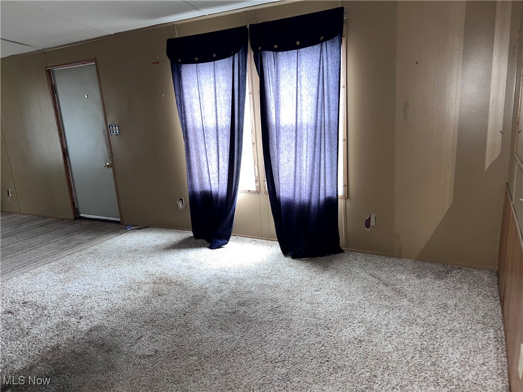106 High Street Property Photo 28