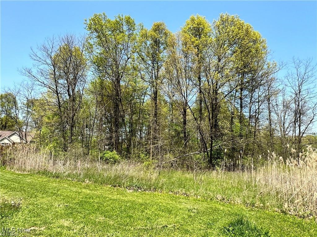 2139 Coates Drive Property Photo 2