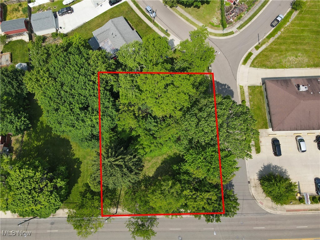 1500 Home Avenue Property Photo 4