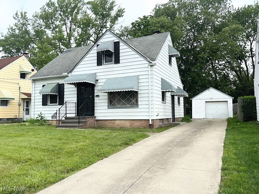 19803 Ridgewood Avenue Property Photo 1