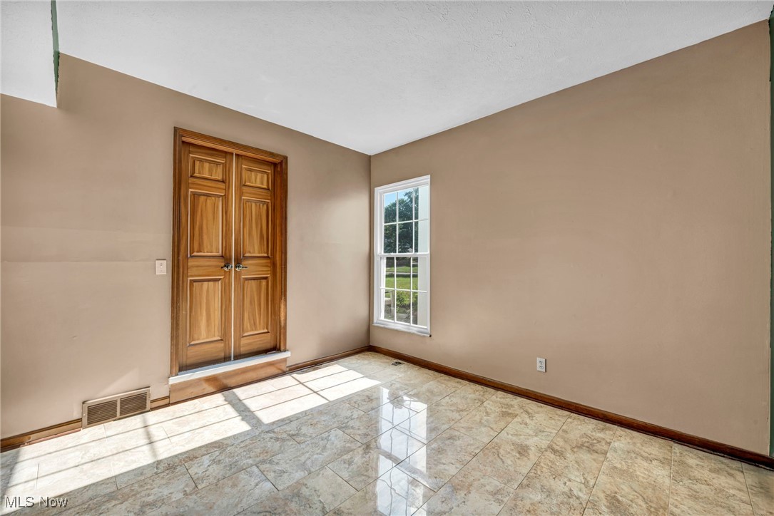 3844 Woodpath Trail Property Photo 25