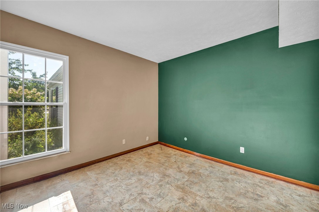 3844 Woodpath Trail Property Photo 26