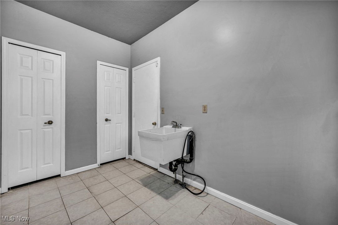 3844 Woodpath Trail Property Photo 28