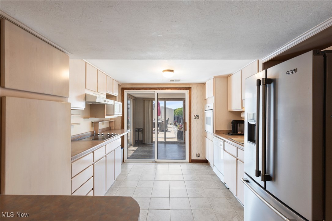 57 Della Drive Property Photo 25