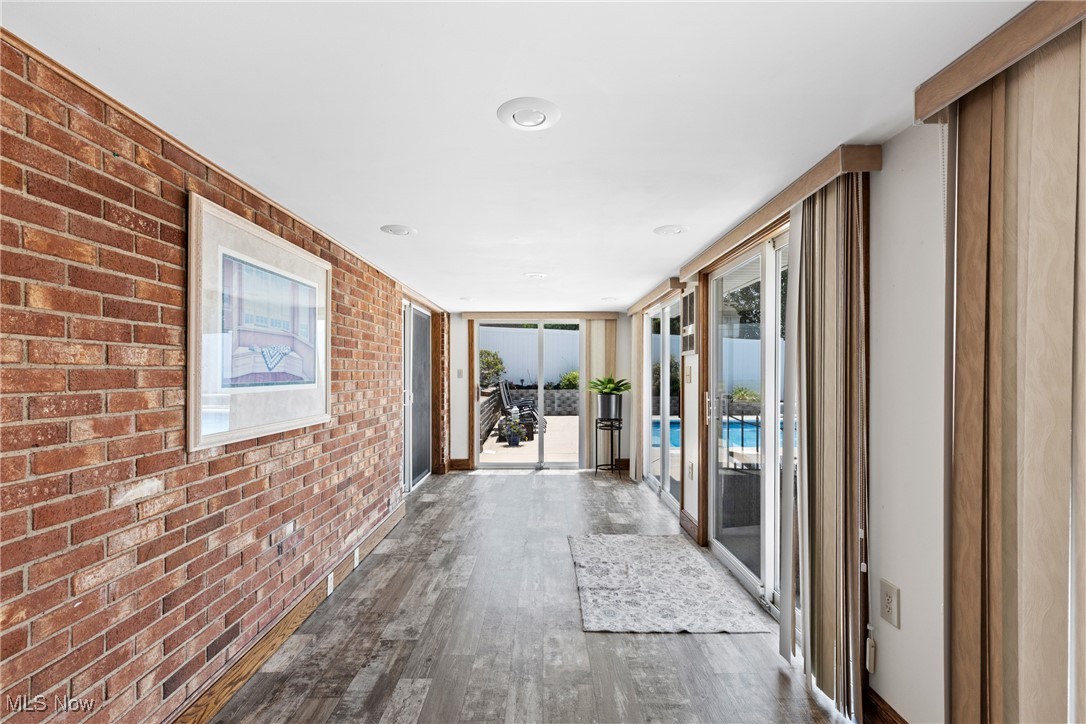 57 Della Drive Property Photo 27