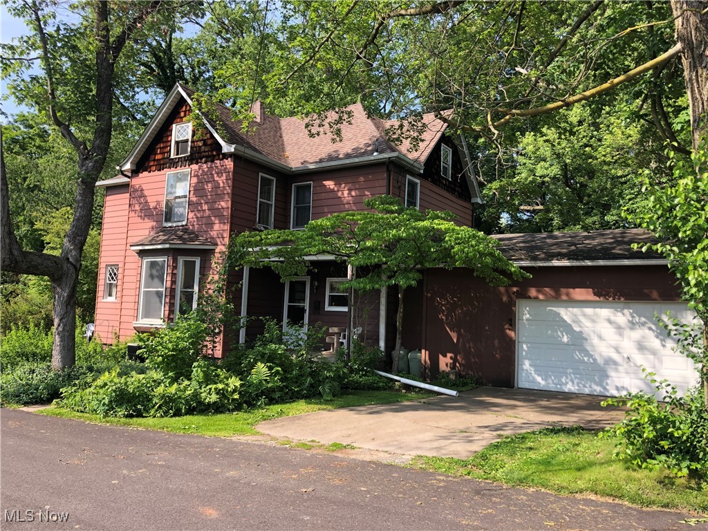 305 Adolphus Street Property Photo 1