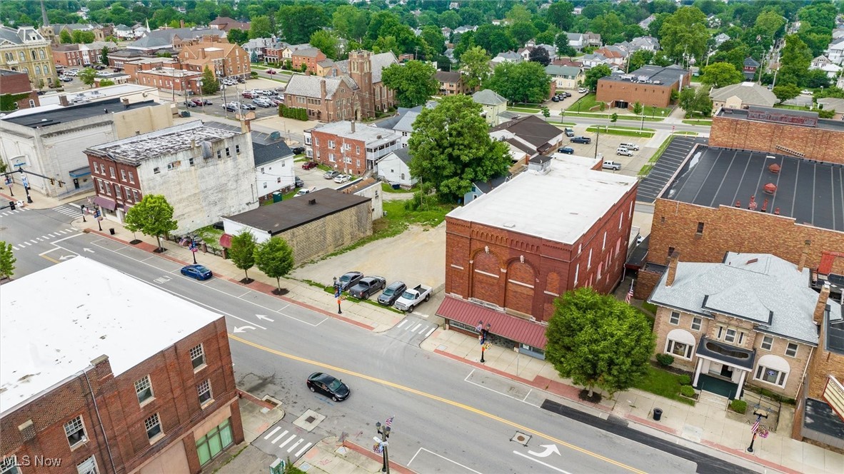927 Wheeling Avenue Property Photo 3