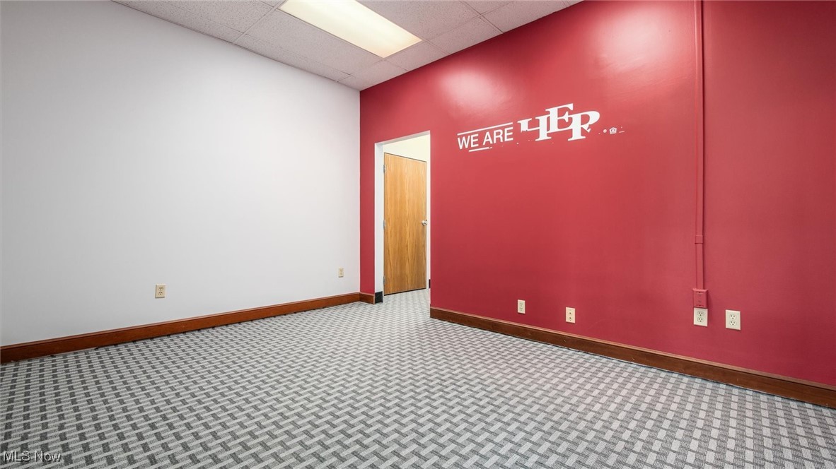 927 Wheeling Avenue Property Photo 11
