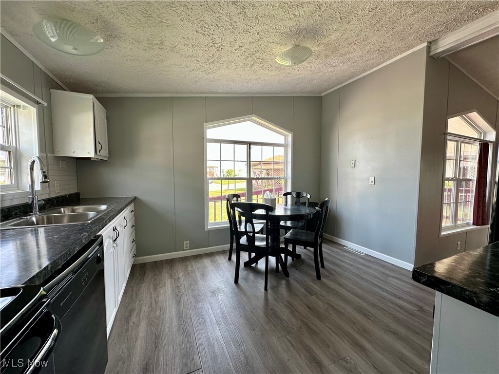 87 S Byron Drive Property Photo 10