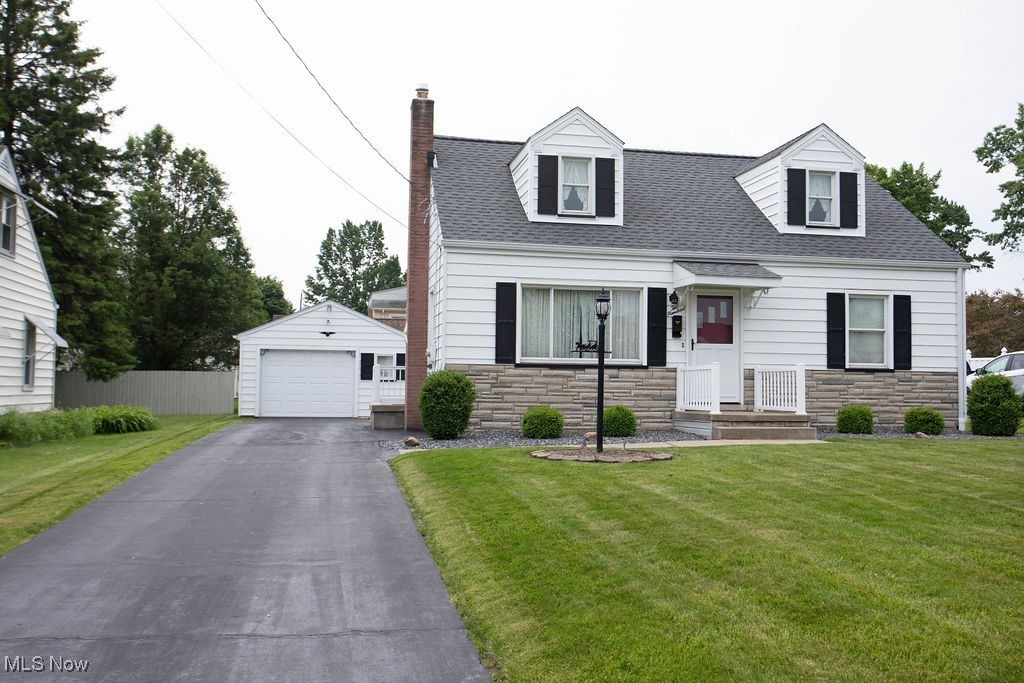 200 Helena Drive Property Photo 2