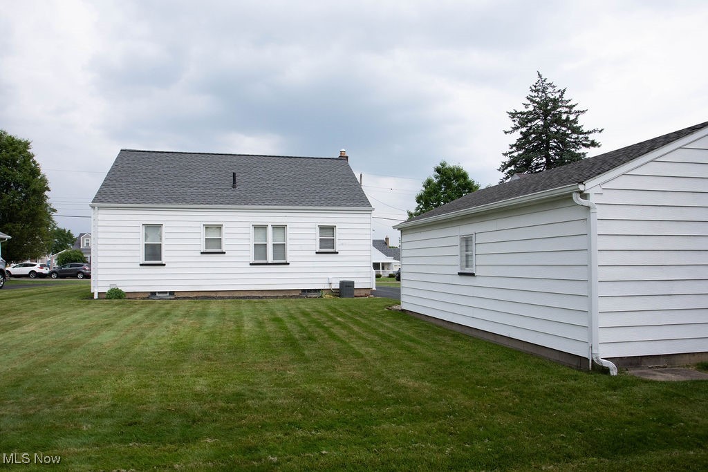 200 Helena Drive Property Photo 4