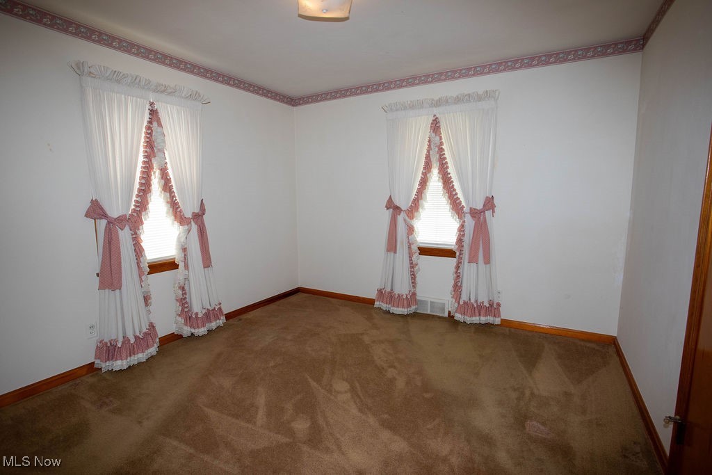 200 Helena Drive Property Photo 10