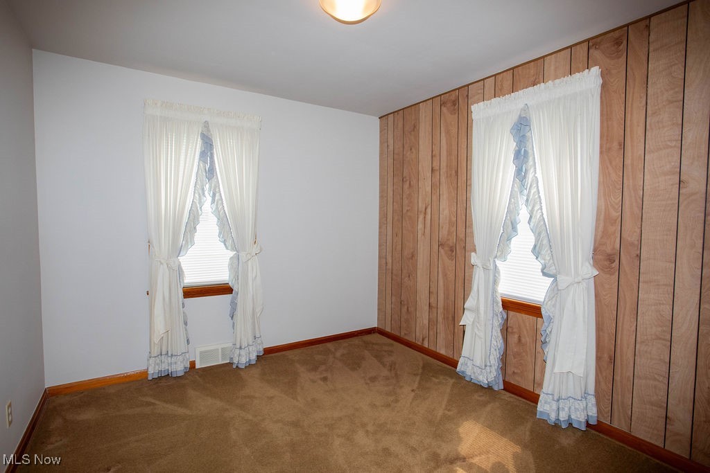 200 Helena Drive Property Photo 12