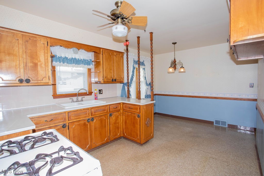 200 Helena Drive Property Photo 18