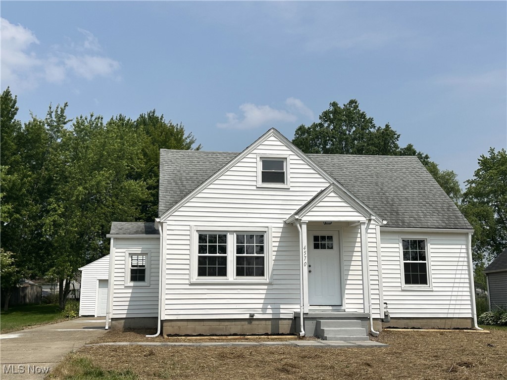 4570 N Leavitt Road Nw Property Photo 1