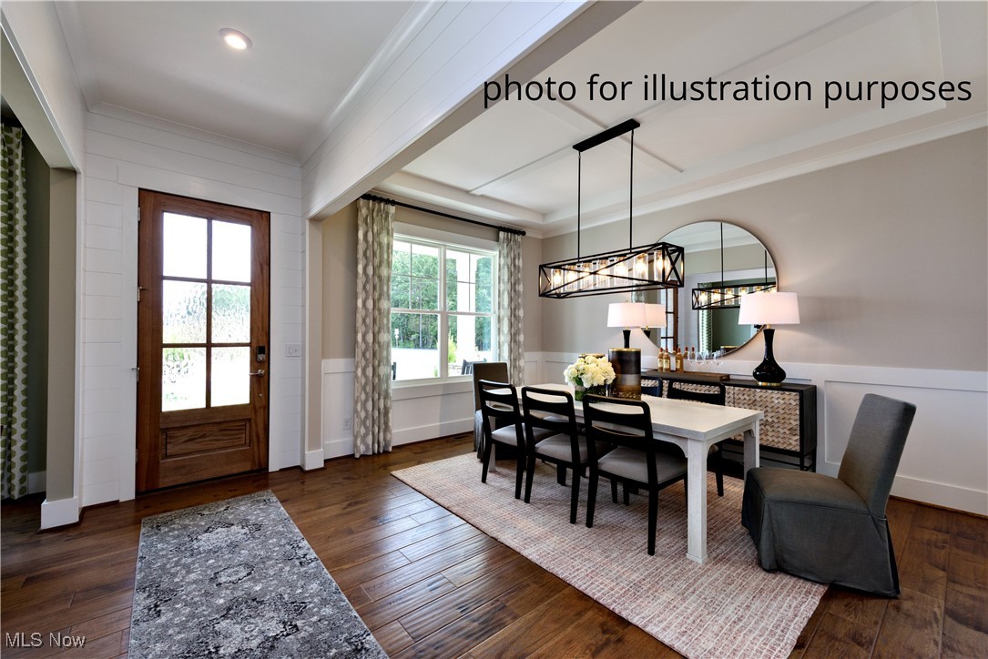 60 Boulder Boulevard Property Photo 2