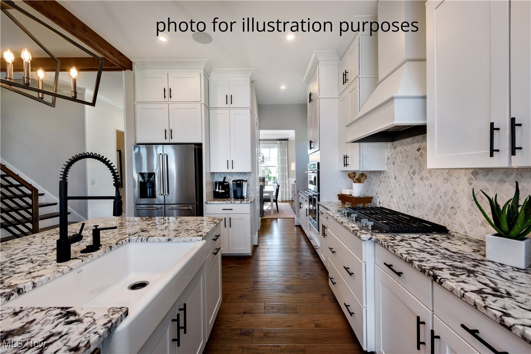 60 Boulder Boulevard Property Photo 9
