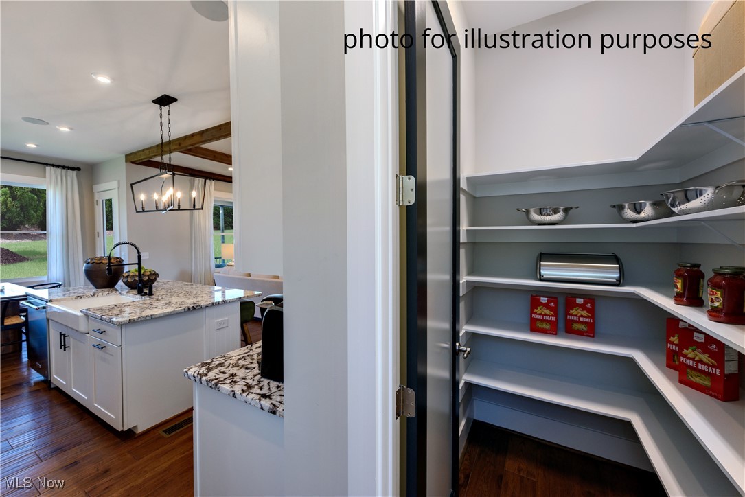 60 Boulder Boulevard Property Photo 12