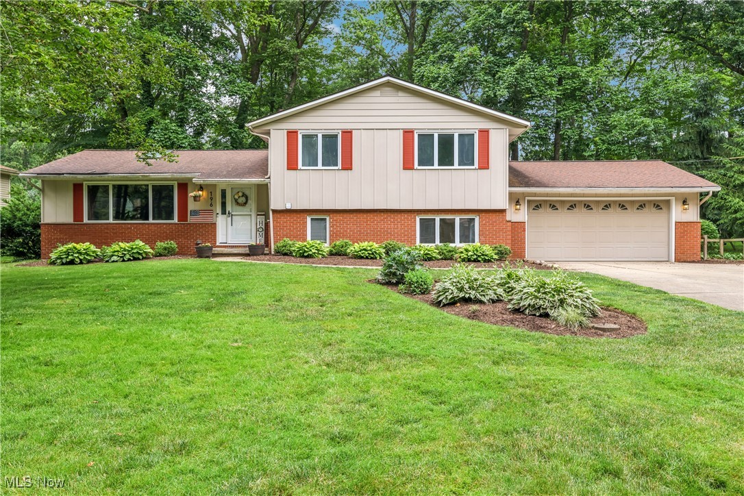196 Scenic View Drive