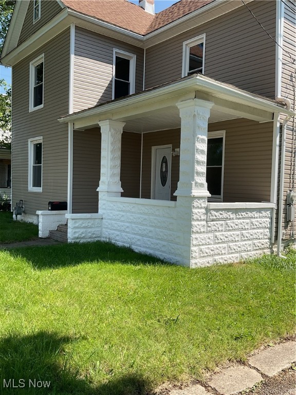 620 1st Street NW Property Photo 1