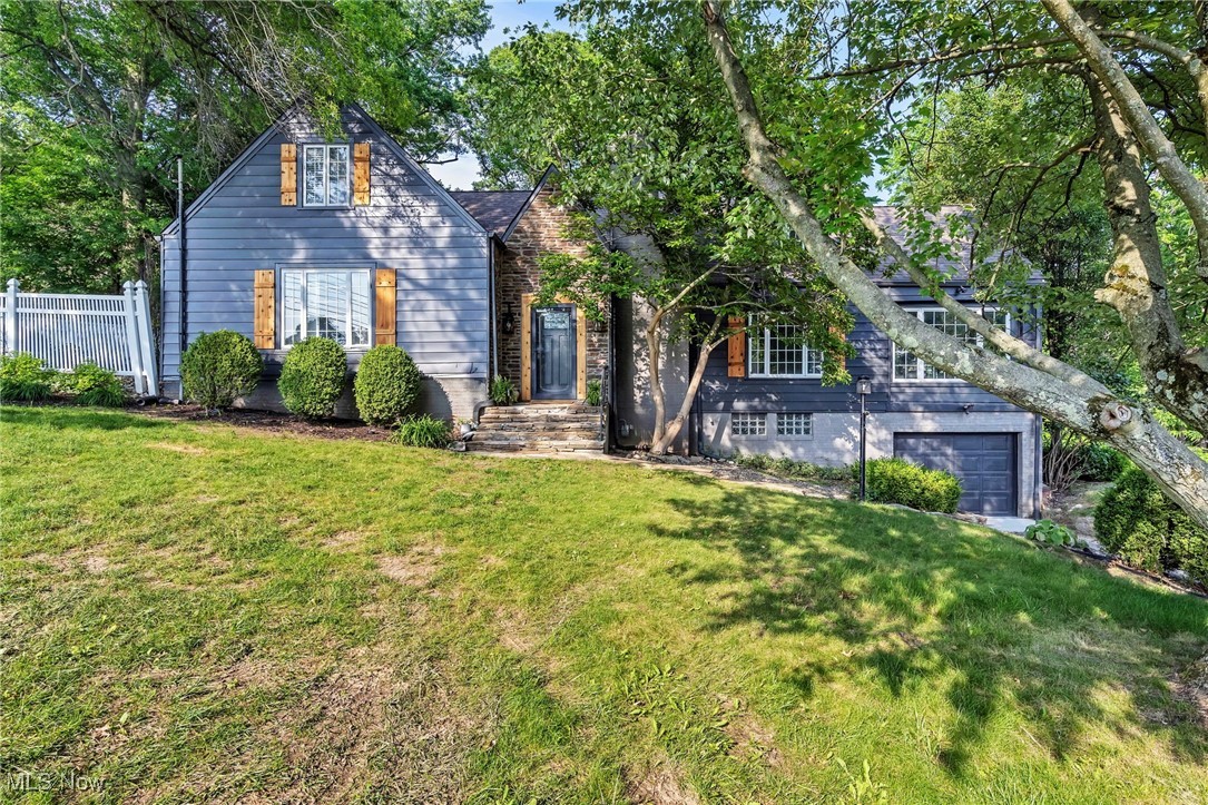 68305 Rolling Acres Drive Property Photo 1