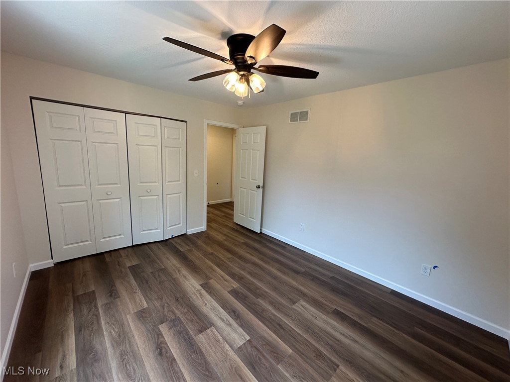 1048 Cliff View Street Property Photo 16