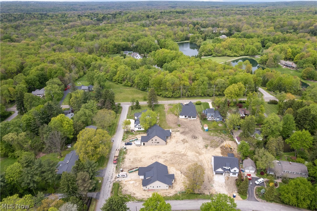 15813 Hemlock Road Property Photo 8