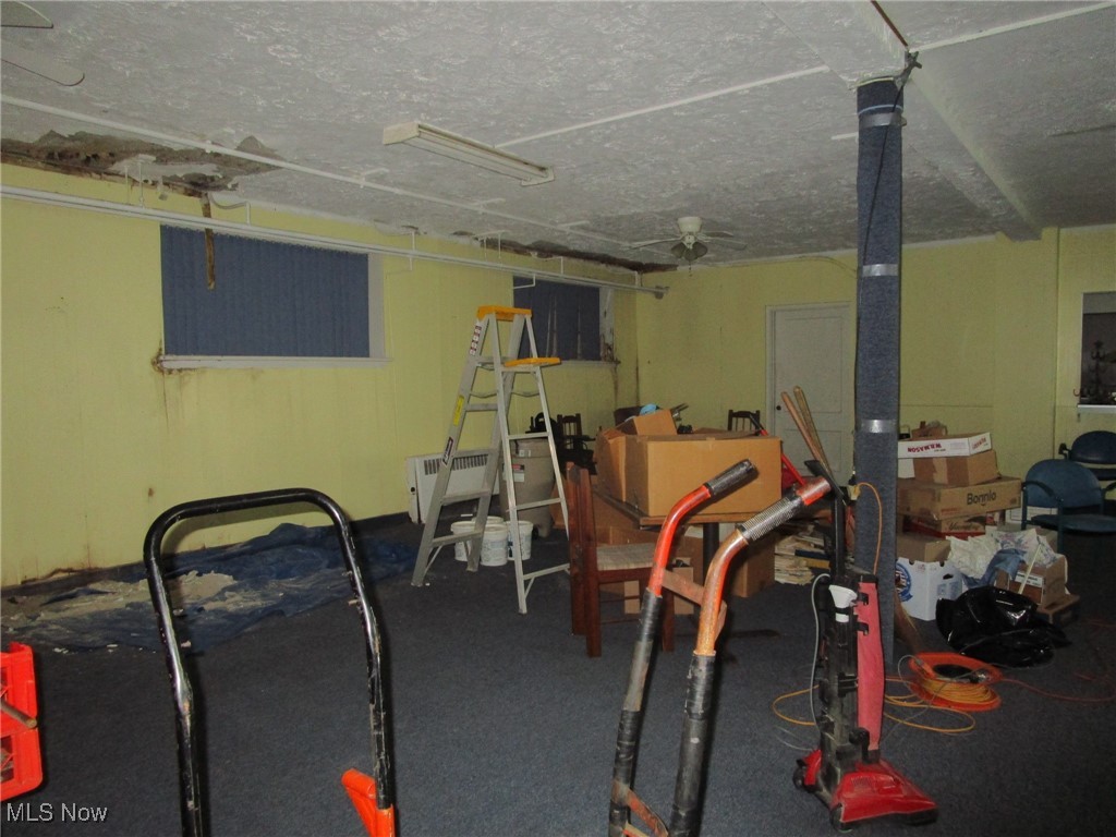 272 E Main Road Property Photo 7