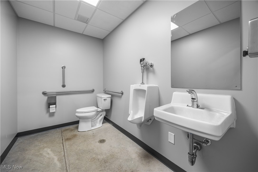 19 Fort Monroe Pky Property Photo 12
