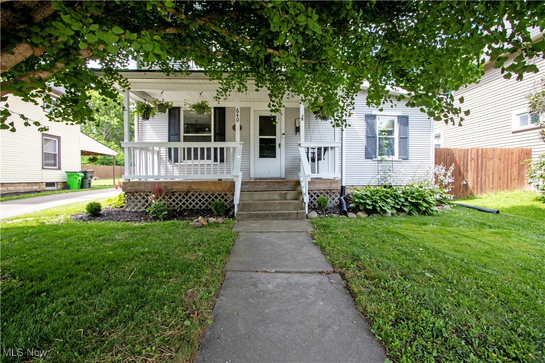 640 Stibbs Street Property Photo 1