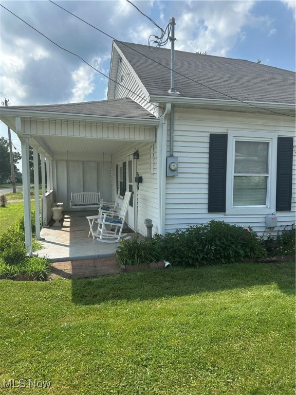 208 Center Street Property Photo 14