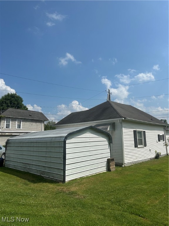 208 Center Street Property Photo 37