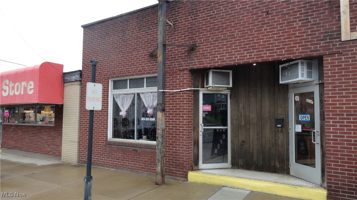505 Carolina Avenue Property Photo 1