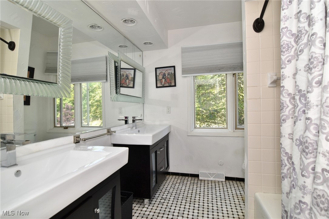 30700 Ainsworth Drive Property Photo 27