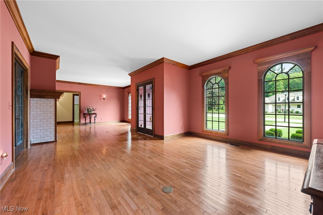 4453 Darlington Court Property Photo 11