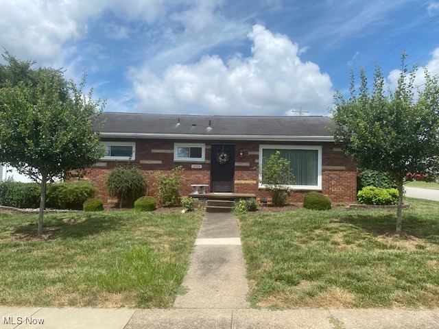 2209 Lincoln Avenue Property Photo 1