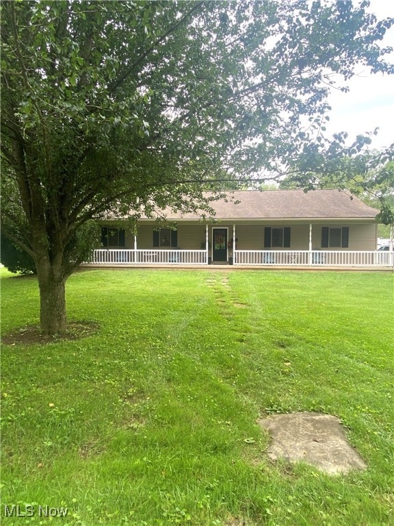 752 Luke Chute Road Property Photo 1