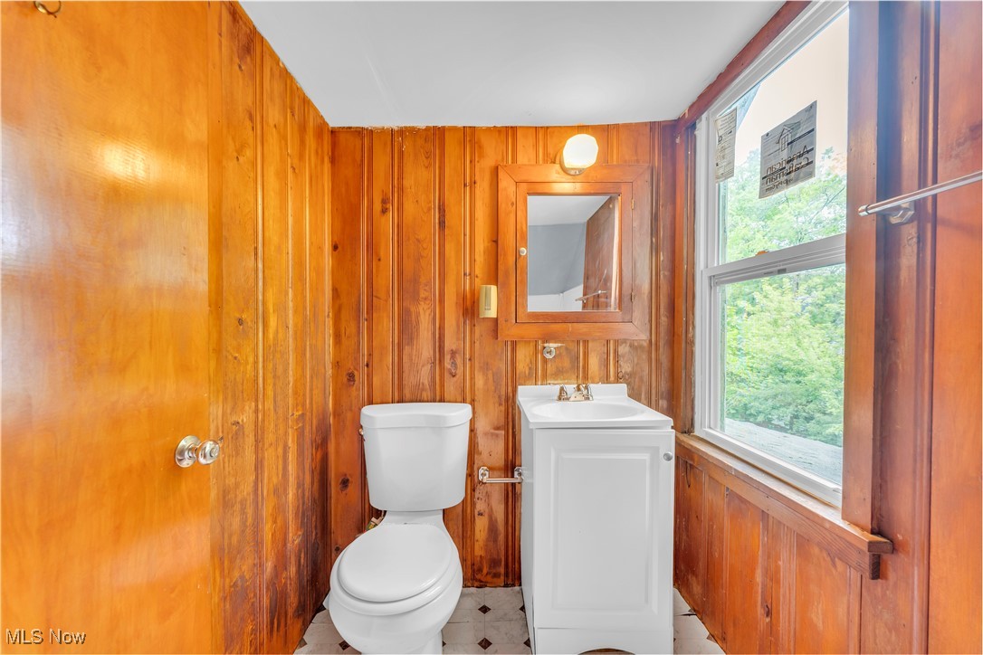 913 Helmsdale Road 3 Property Photo 14