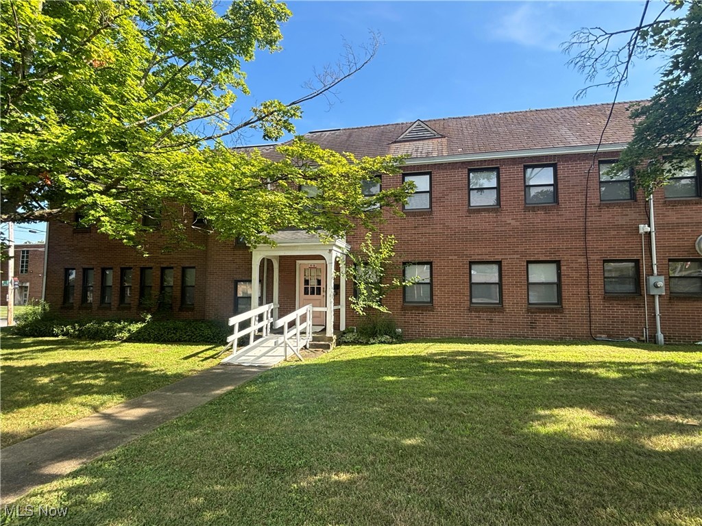 795-796 5th Street Property Photo 1
