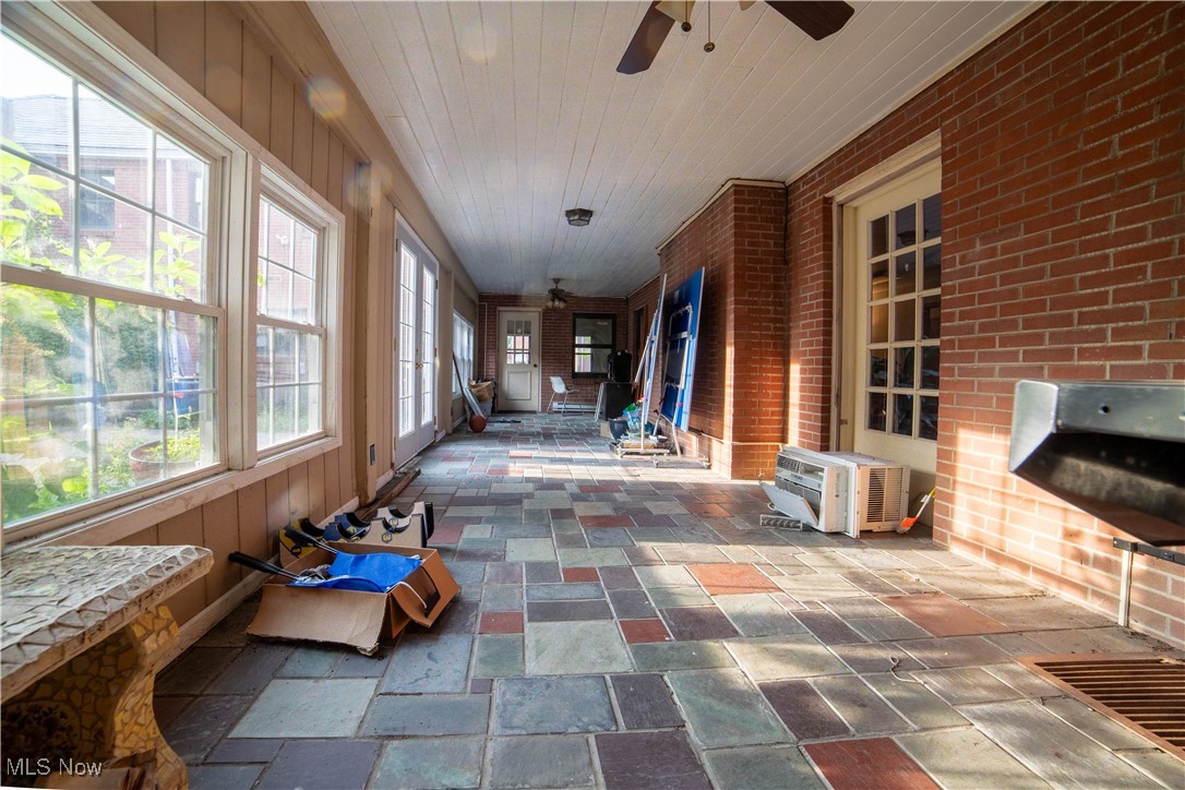 795-796 5th Street Property Photo 25