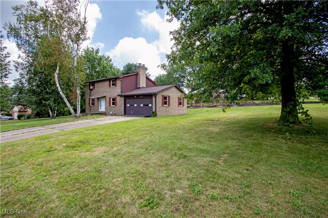207 Valley View Drive Property Photo 1