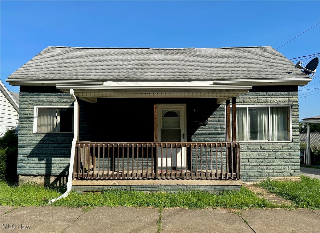 1093 Neville Street Property Photo 1