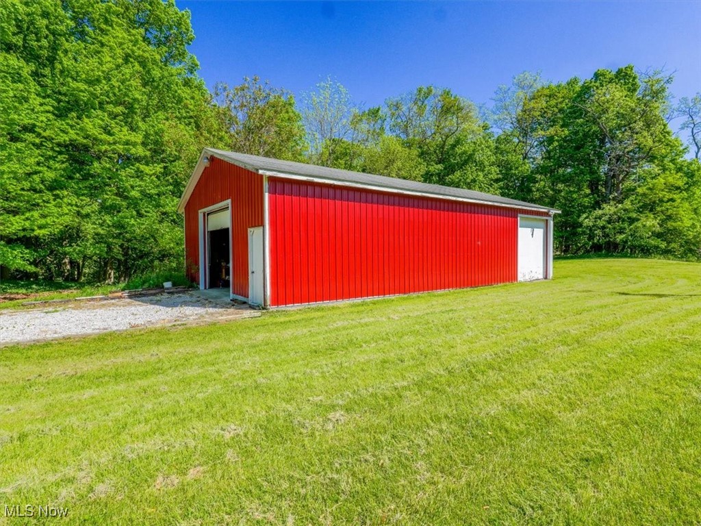 2055 S Ridge Road W Property Photo 2