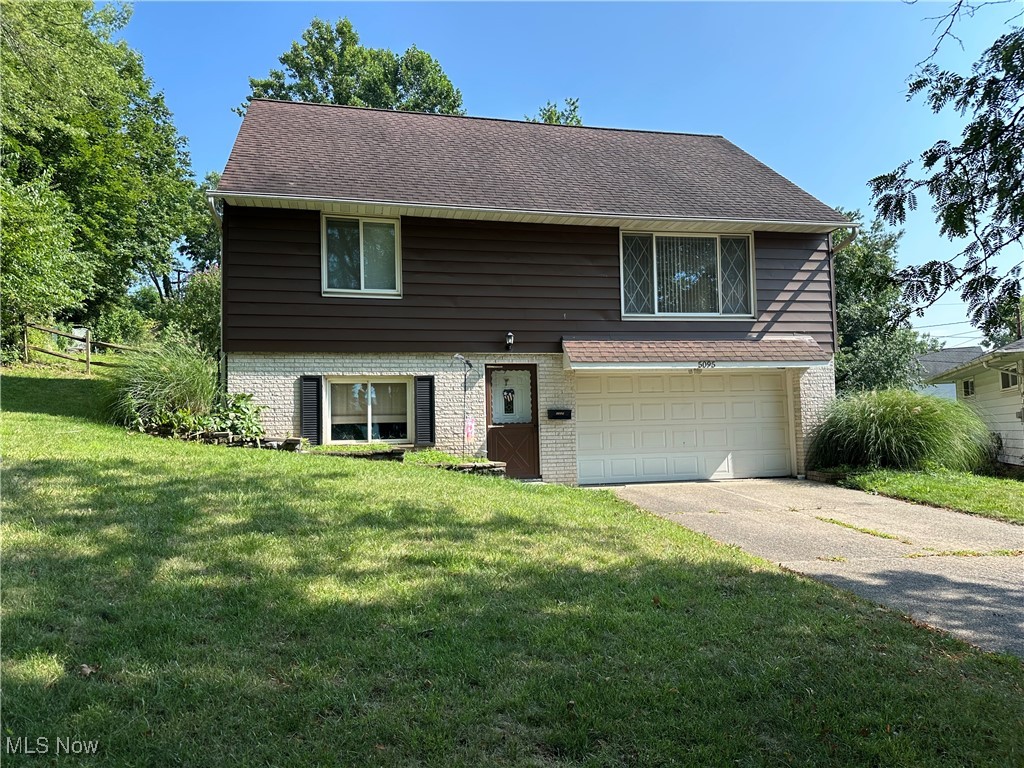 5095 E 86th Street Property Photo 1