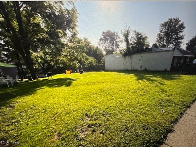 Lake Avenue Property Photo 1