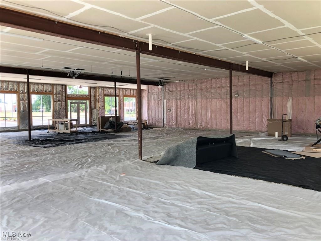 34570 Aurora Road Property Photo 3