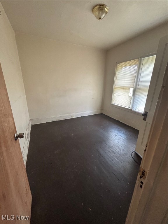 3661 E 146th Street Property Photo 5