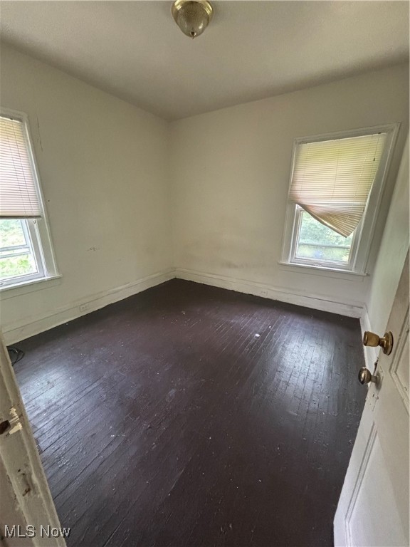 3661 E 146th Street Property Photo 6